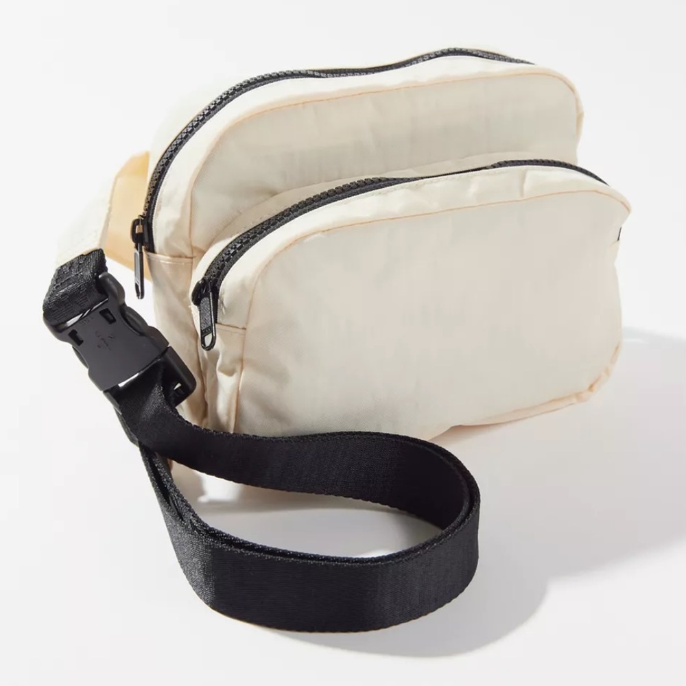 Baggu Ivory Fanny Pack